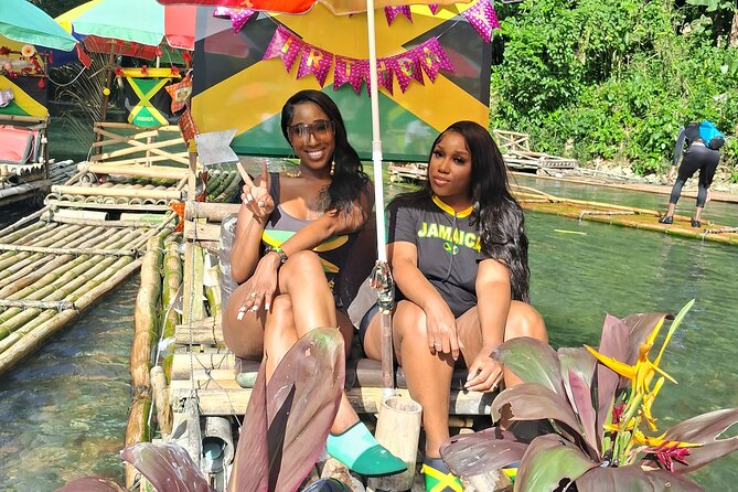 Jamaica Bamboo Rafting Experience with Lime Stone Massage - Fruit tasting and Jamaican flavor