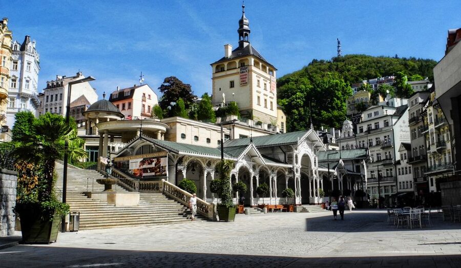 Karlovy Vary - the world famous spa - Two hours for guided sightseeing and free time