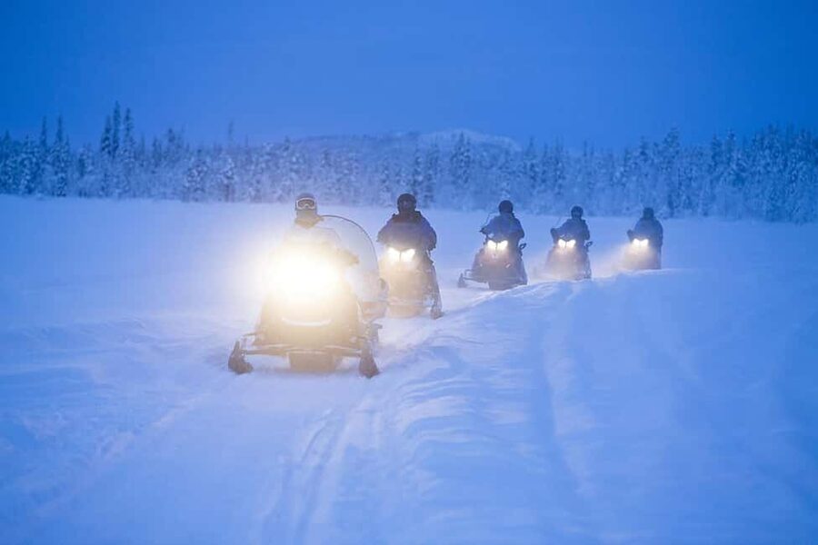 Kiruna: Overnight Snowmobile Tour with Dinner and Sauna - Key points to know