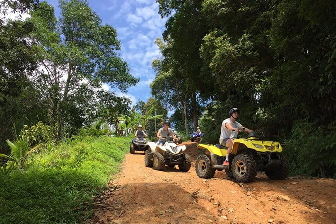 Koh Samui Island private Tour including Lunch and Thai Massage - Wat Khunaram and the mummified monk