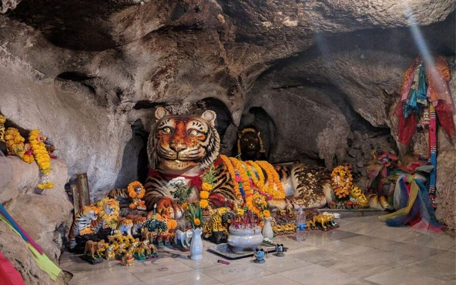 Krabi: Tiger Cave, Hot Springs and Emerald Pool Jungle Tour - What to pack for comfort