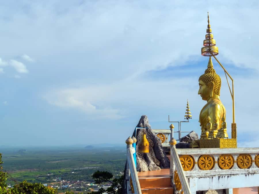 Krabi: Tiger Cave, Hot Springs & Emerald Pool Private Tour - Should you book it?