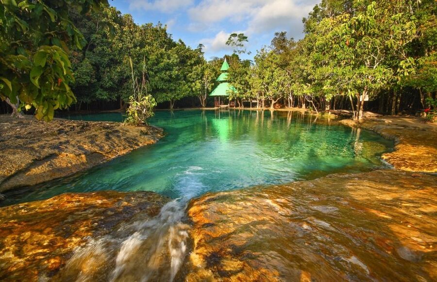 Krabi: Tiger Temple, Hot Springs & Crystal Pool Jungle Tour - Klong Thom’s 40°C hot stream