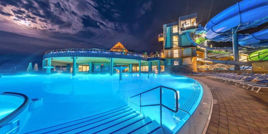 Krakow: Chocholowskie Baths with Ticket and Transportation - What the drivers add to the day