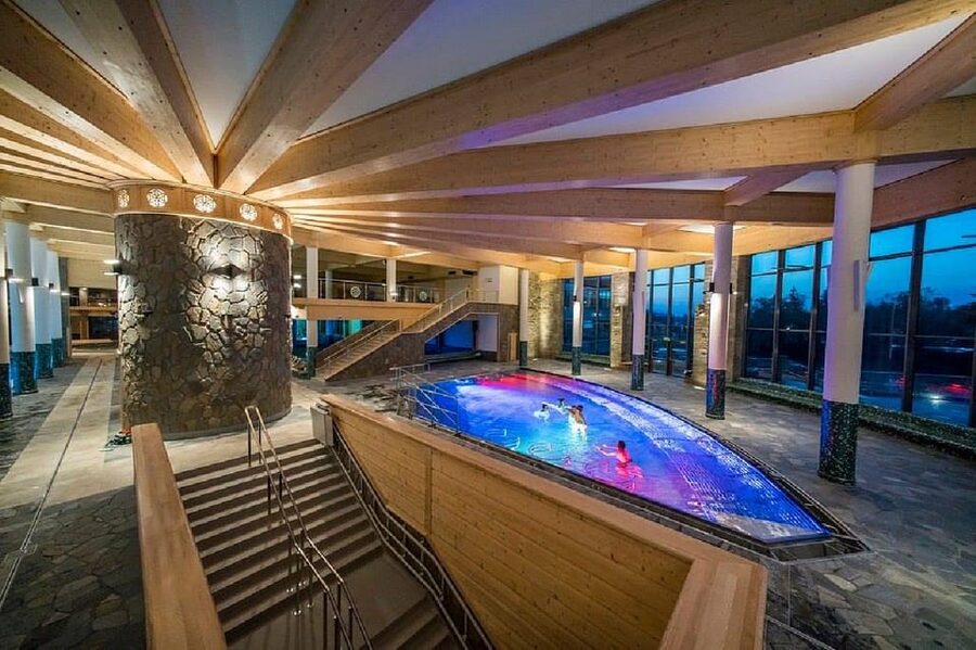 Krakow: Thermal Baths Evening Experience - Who should book this experience?