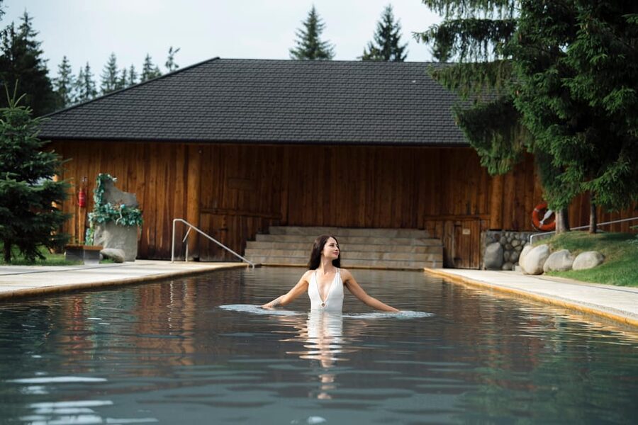Krakow: Zakopane Cable Car, Vodka, Cheese & Hot Springs Tour - What to pack and how to get more from the day