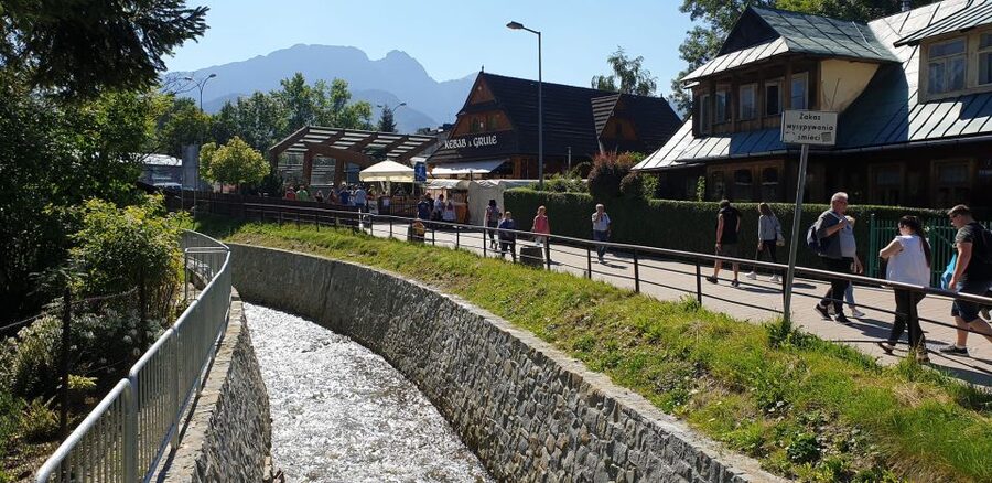 Krakow: Zakopane, Gubałówka & Thermal Baths – Full-Day Tour - Oscypek, the region’s famous smoked cheese