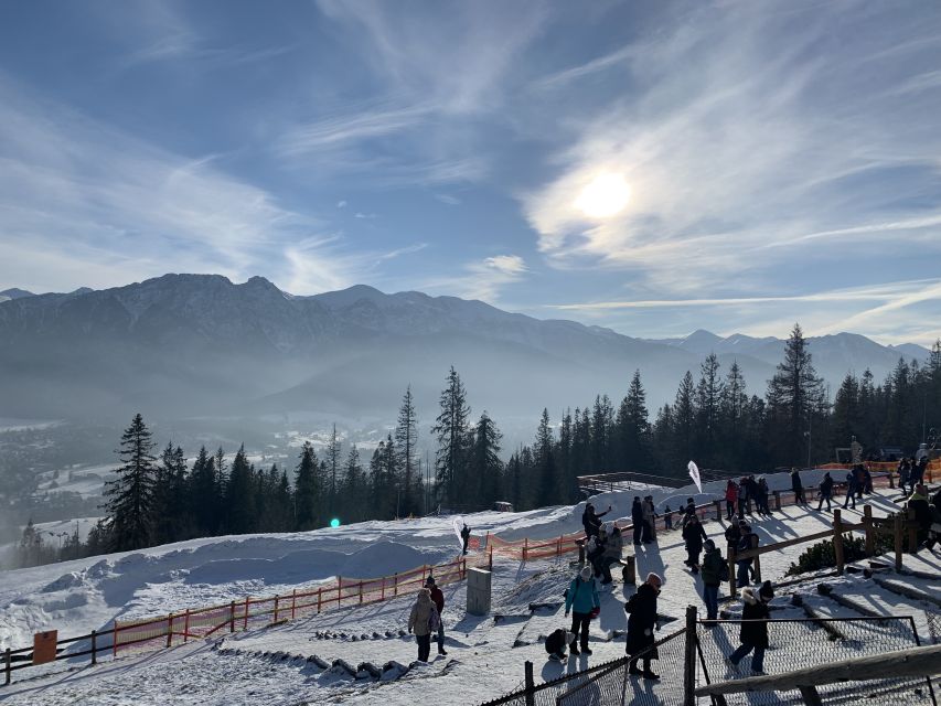 Kraków: Zakopane Tour, Cable Car & Thermal Baths - Tasting smoked cheese and local vodka