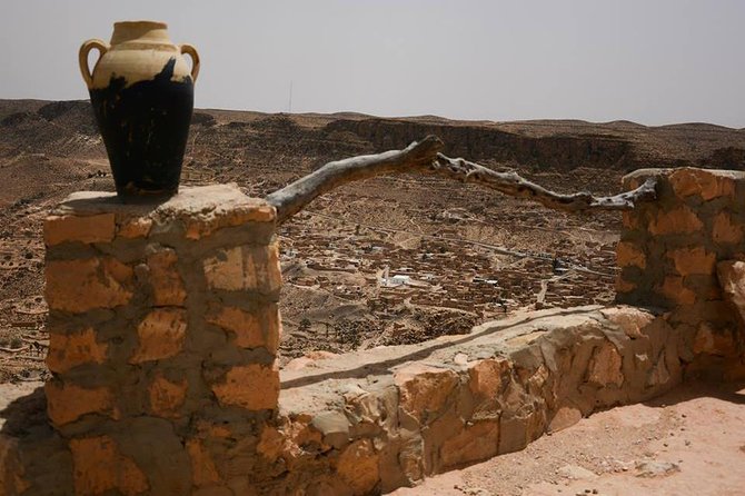 Ksar Ghilane 1 day: The hot spring and the homestay - What the $251.12 price includes