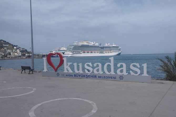 Kusadasi Half Day Walking Tour and Turkish Bath Experience - What the five-hour Kuşadası tour is really like