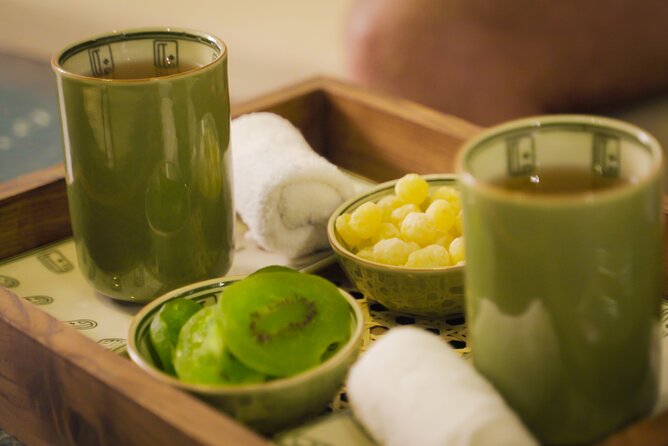 L’essence Relaxation Package for Lady: 240’ - Starting with an oat milk scrub and body wrap