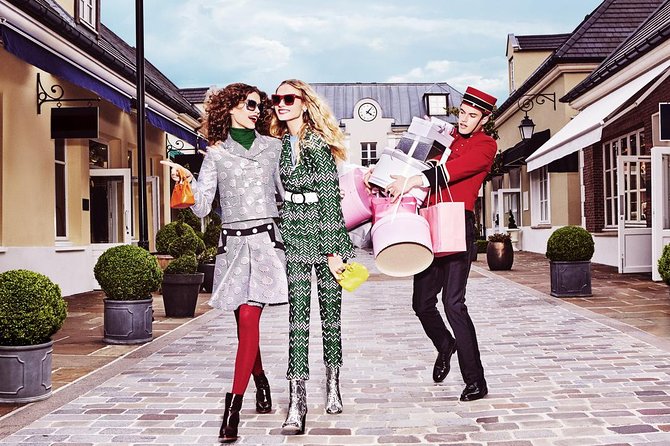 La Vallée Village - Parisian Relaxation Shopping Spot - Private Tour - What the price means for a group of four