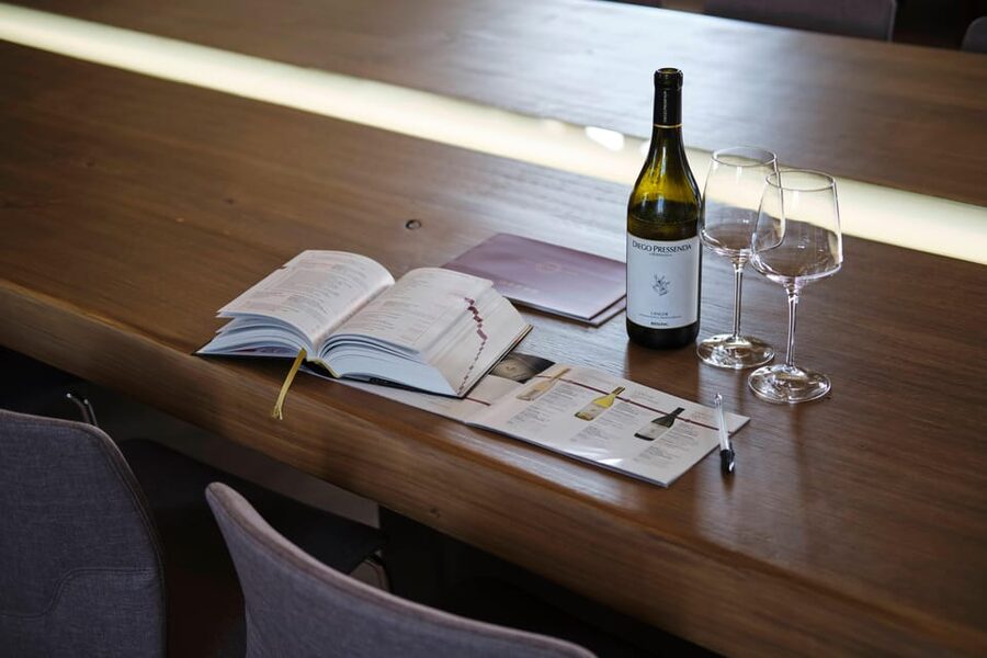 Langhe: scenic spa with natural grape cosmetics - Starting with the Diego Pressenda cellar