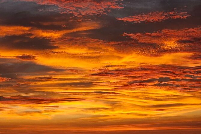 Langkawi Sunset Cruise with Buffet Dinner Jacuzzi & Hotel Pick up - A sunset cruise with more than a boat ride