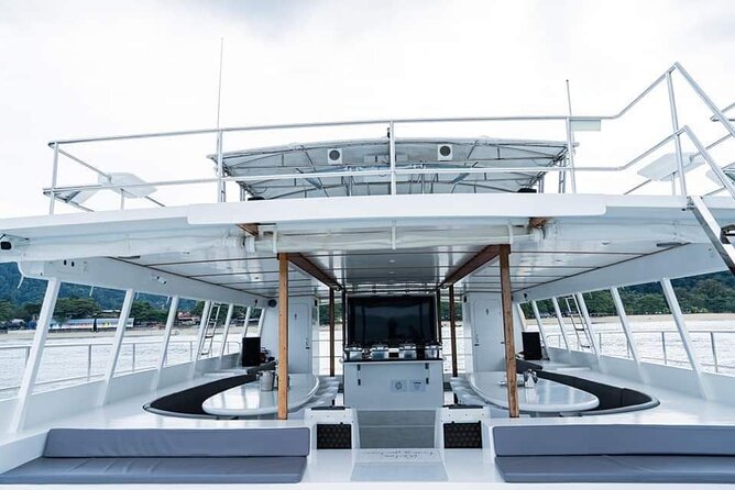 Langkawi Sunset Cruise with Buffet Dinner Jacuzzi & Hotel Pick up - Why the small group limit matters