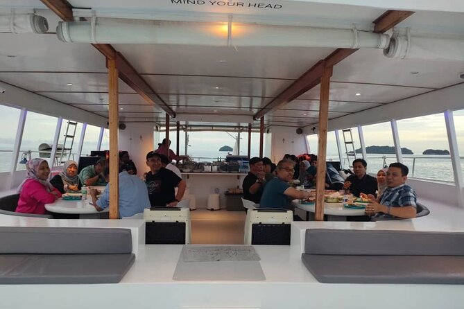 Langkawi Sunset Cruise with Buffet Dinner Jacuzzi & Hotel Pick up - Who will get the most from this Langkawi cruise
