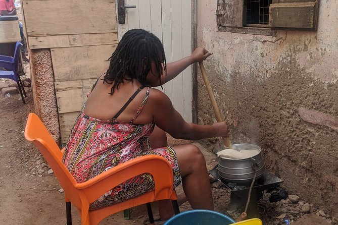 Local Ghanaian Cooking Class in Accra to help support wellness community center - Local spirits made with akpeteshie