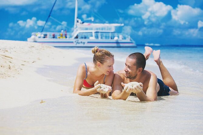 Luxury Cozumel Catamaran: Snorkel, Beach Club & Relaxation - What the 65-foot catamaran adds
