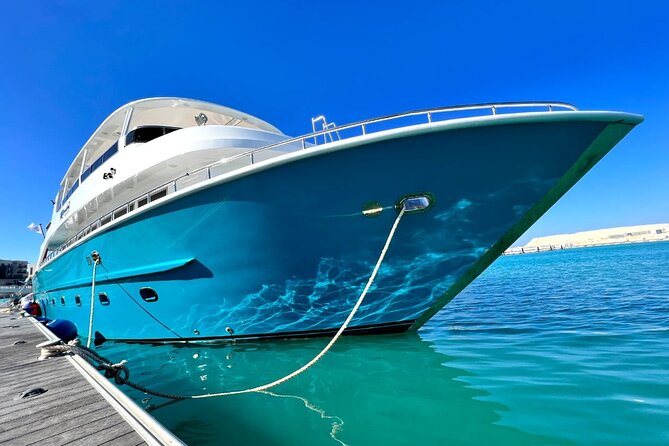 Luxury Cruise inc. Snorkeling/Massage/Island/water sport & Lunch - Service, guides, and the human side of the day