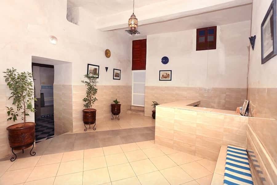 Marrakech: Authentic Moroccan Hammam Experience in Mouassine - Who will enjoy this most