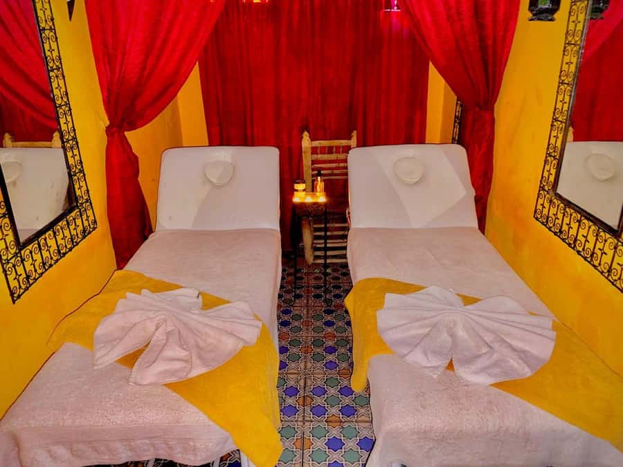 Marrakech: Souk Tour & Berber Hammam with Massage - Starting at Bab Agnaou