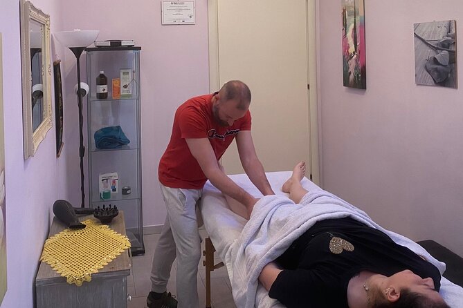 Massage center. Professional Masseur. - Price, timing, and practical value