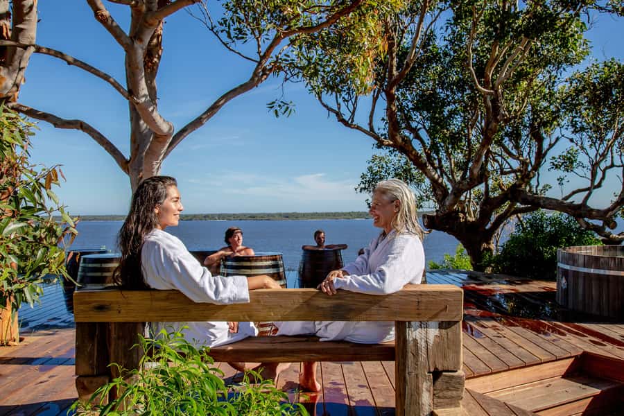 Metung: Hot Springs Revive Bathing - The reflexology walk adds movement between pools