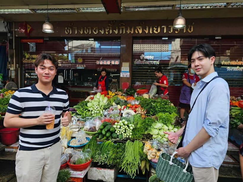 Mini Group: Authentic Thai Cooking & Wellness Experience - From Ganesha Shrine to Huai Khwang Market