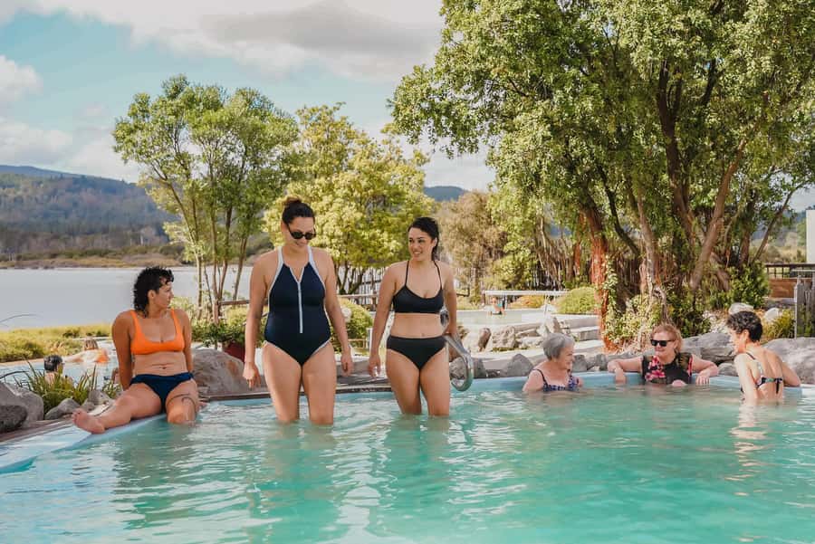MITAI MAORI VILLAGE Night XP & Polynesian Spa from Auckland - Two quiet hours at Polynesian Spa