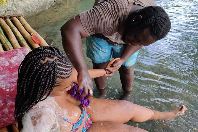 Montego Bay Bamboo River Rafting Limestone Foot Massage - What the one to two hour raft ride feels like