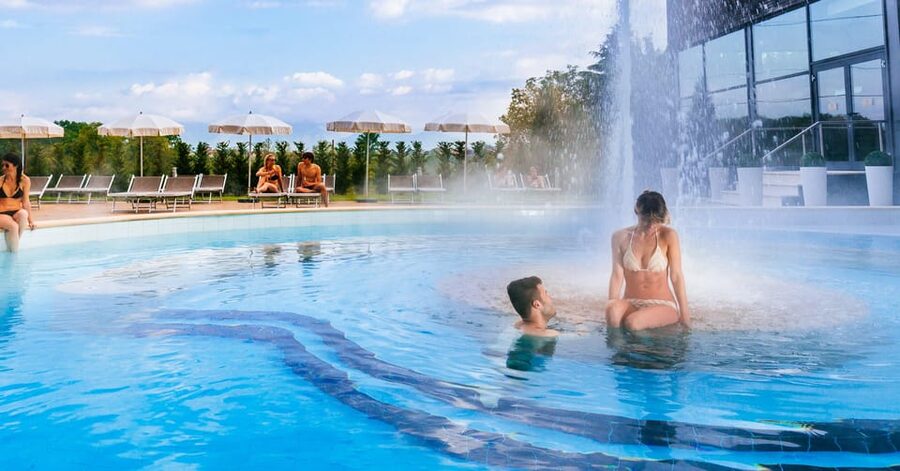 Monticello SPA & FIT: Gold Pass - Using the indoor and outdoor pools