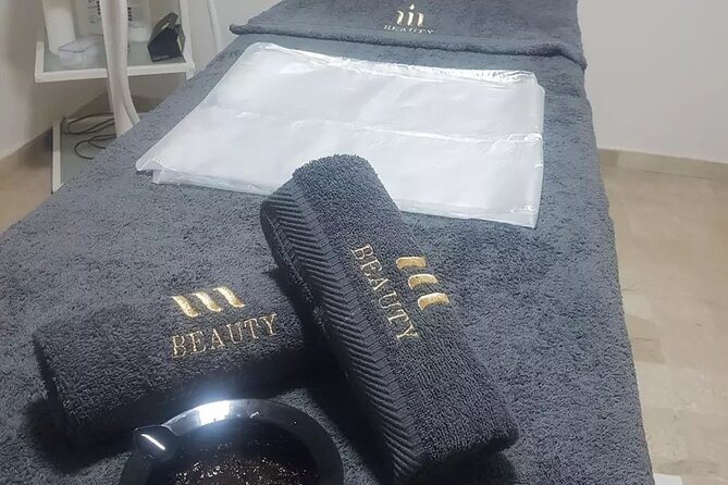 Moroccan hamam spa massage clay wrap and facial treatment - Natural vegan facial care to finish the treatment