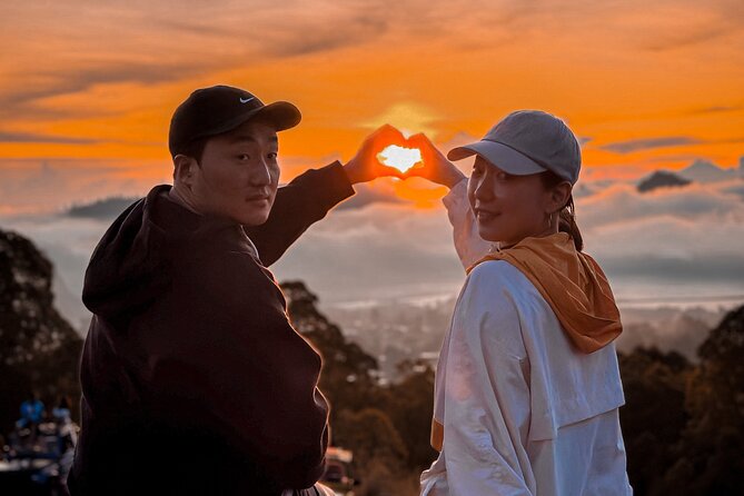 Mount Batur Jeep Sunrise & Hot Spring - All Inclusive Tour - What the sunrise stop is really like