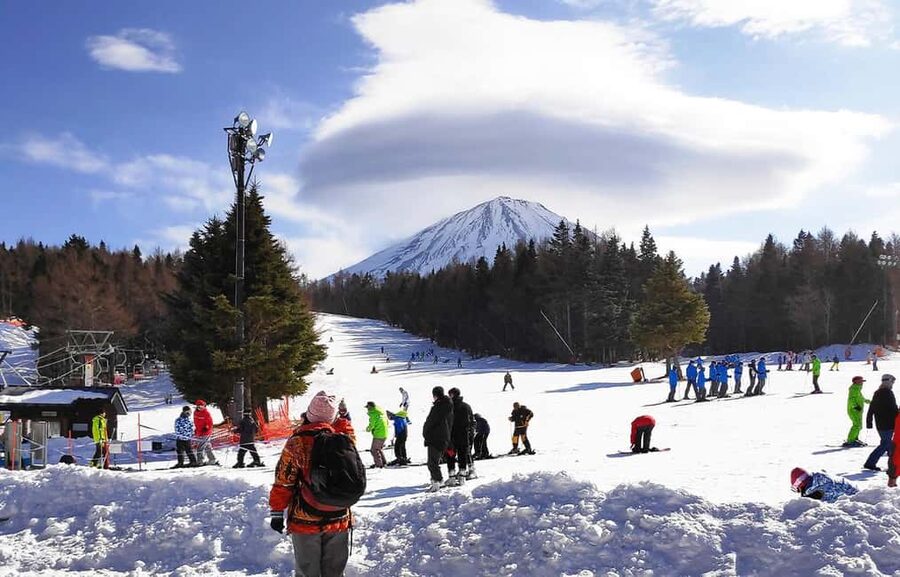Mt. Fuji Skiing Experience- YETI Ski Resort & Onsen Day Trip - Why this Mt. Fuji ski day works
