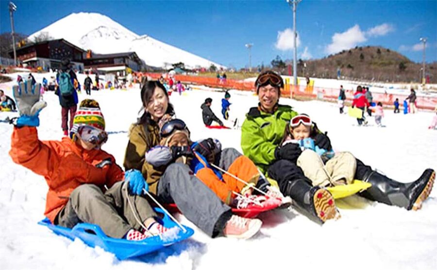 Mt. Fuji Skiing Experience- YETI Ski Resort & Onsen Day Trip - The Mt. Fuji-viewing onsen at Konohana no Yu
