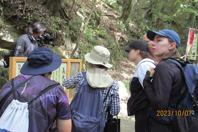 Mt. Inunaki Trekking and Hot Springs in Izumisano, Osaka - Choosing between the two Inunaki hot spring pools