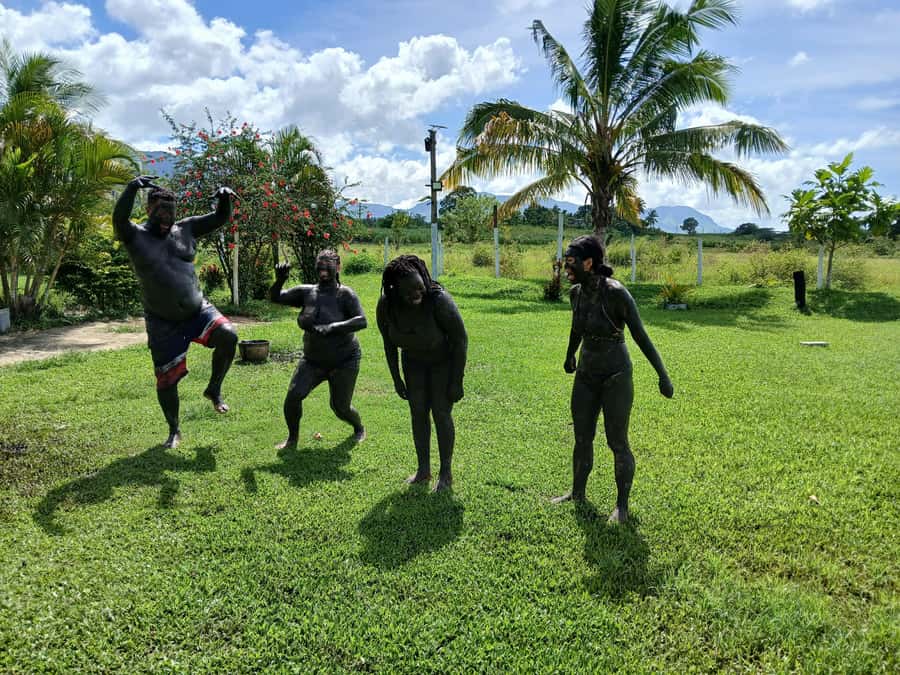 NADI-SABETO: Tifajek Hot Spring and Mudpool Natural Spa - Who will enjoy Tifajek most