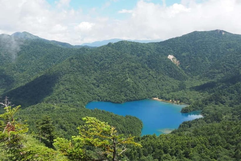 Nagano UNESCO Park: Emerald Acid Lake & Ghibli Onsen Town - Photos that are more useful than a rushed selfie