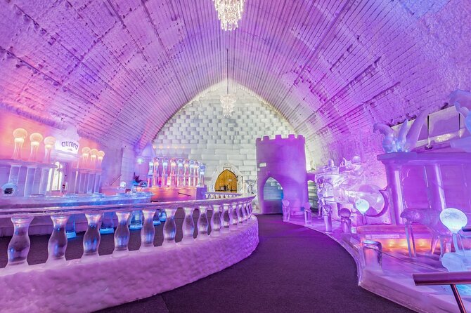Northern Lights and Chena Hot Springs Night Tour from Fairbanks - Inside the Ice Museum