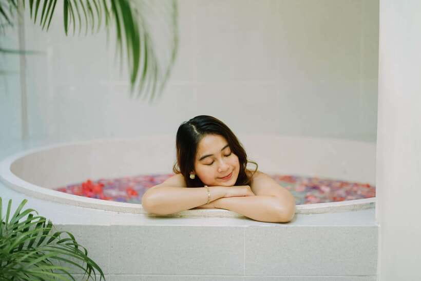 Nusa dua: Luxury Spa Bali Massage, Scrub, Flowerbath 2 hour - Starting at Royal Orchid Spa