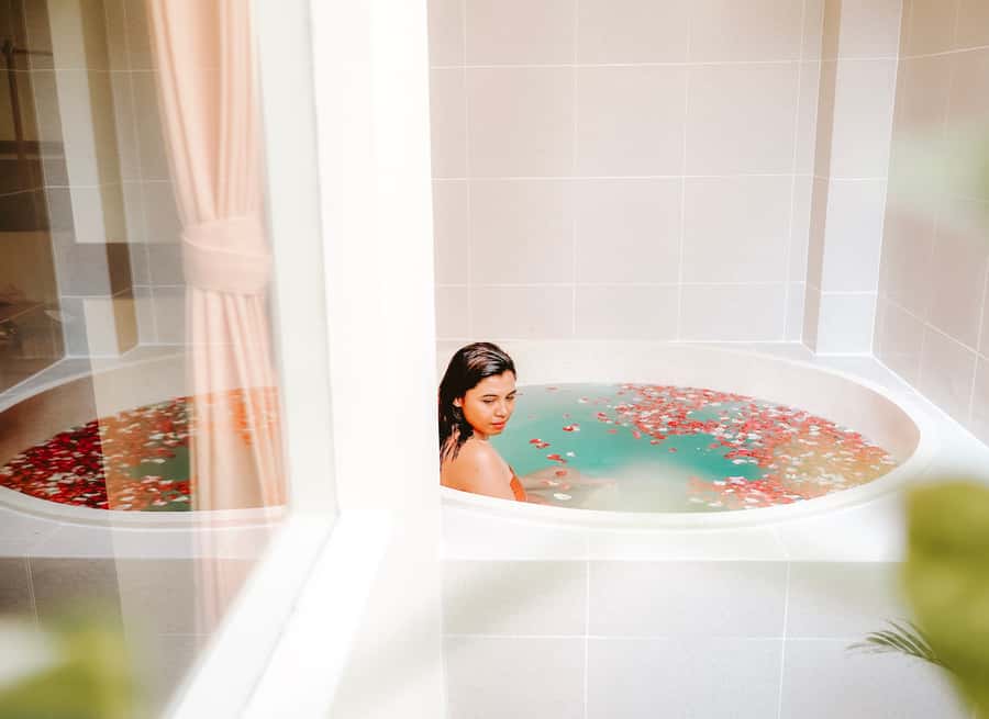Nusa Dua: Traditional Lulur Massage & Spa Treatment - Ginger tea, cold flannels, and a calm arrival