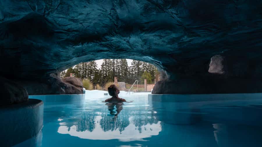 Ōpuke Thermal Pools: Adults-Only Entry with Swim Up Bar - Solar heat, mountain views, and a useful change of pace