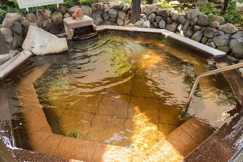Osaka: Tennen Onsen Naniwa-no-Yu, the famous hot spring spa - Timing your soak around Osaka sightseeing