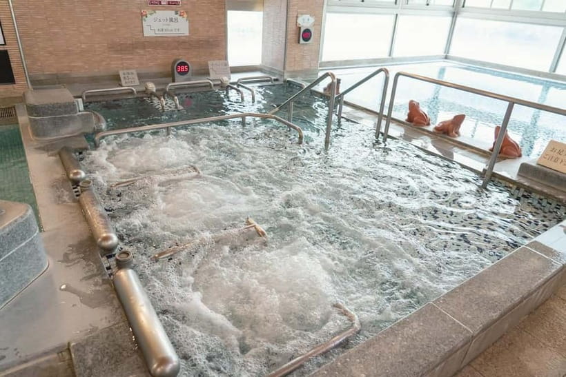 Osaka: Tennen Onsen Naniwa-no-Yu, the famous hot spring spa - Who will get the most from this visit