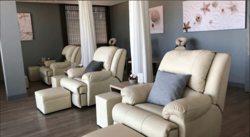 Pattaya: Let's Relax Spa Beachfront E-Voucher - A calm room beside Pattaya Beach