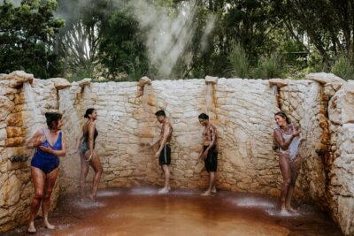 Peninsula Hot Springs Tour with Lunch