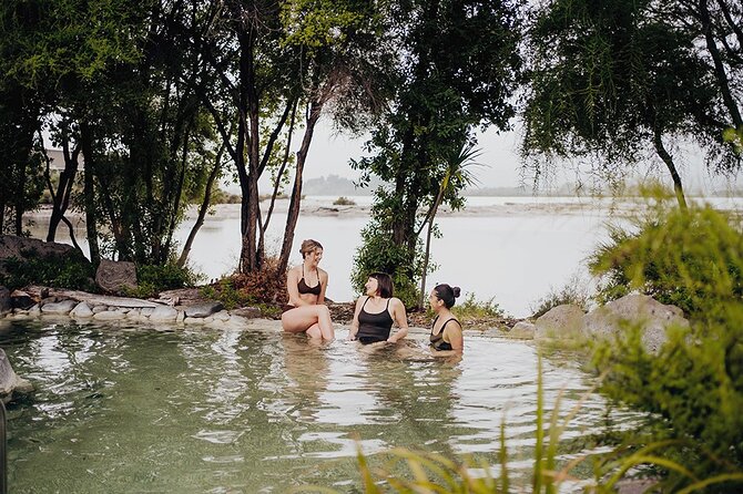 Polynesian Spa Rotorua: Deluxe Lake Spa Hot Spring Bathing - Getting there and preparing for your visit