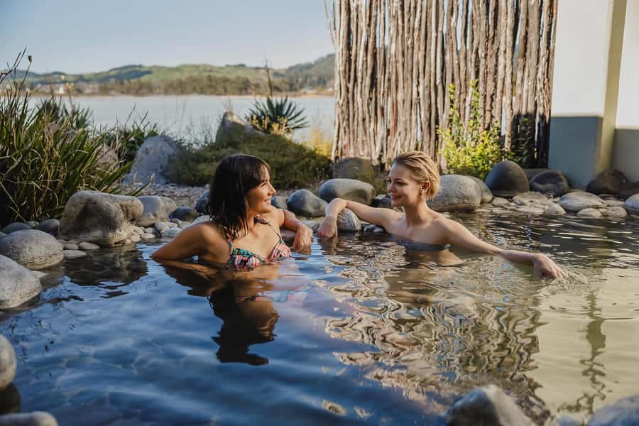 Polynesian Spa Rotorua: Lake View Private Pools Experience - Why the lake view changes the whole soak