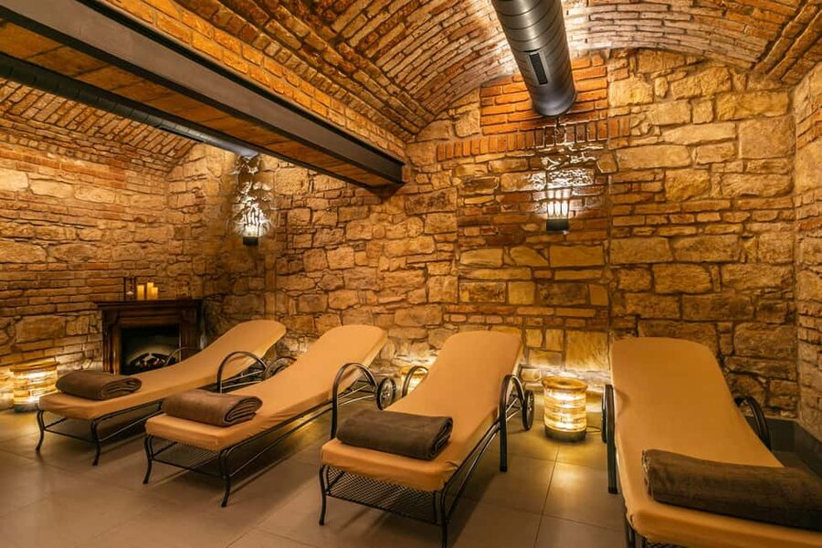 Prague: Lázně Pramen. Wine, Beer bath and Wellness SPA - The main limitations to consider