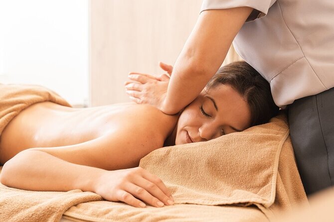 Private 2H Relaxing Massage Experience with Essential Oils - The strongest reasons to choose it